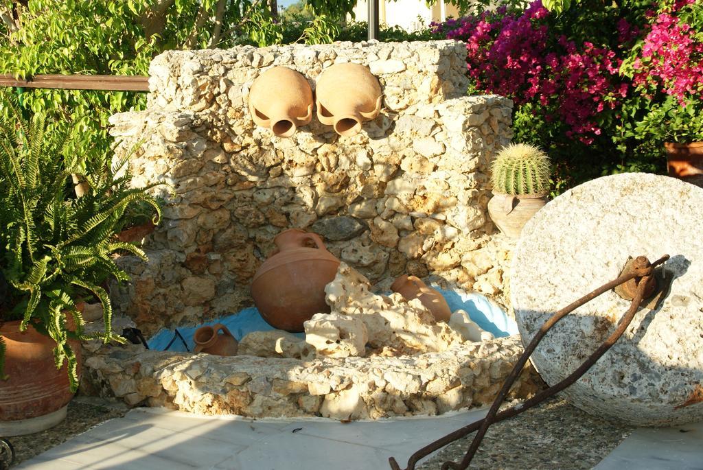 Poledas Apartments Georgioupoli Rum bild
