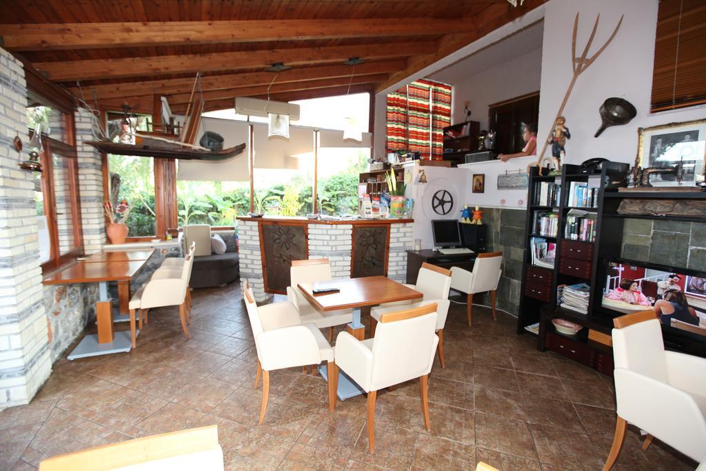 Poledas Apartments Georgioupoli Rum bild
